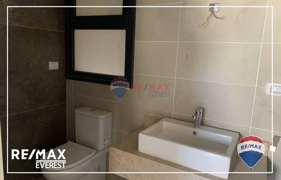 10 WhatsApp Image 2025-09-24 at 3.06. 05 PM. jpeg