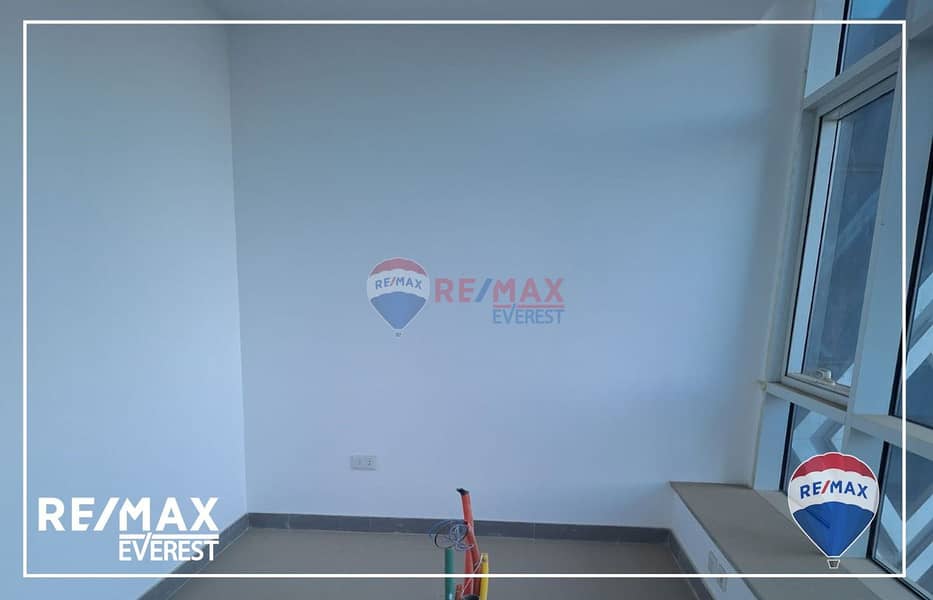 4 WhatsApp Image 2025-10-14 at 2.33. 57 PM (1). jpeg