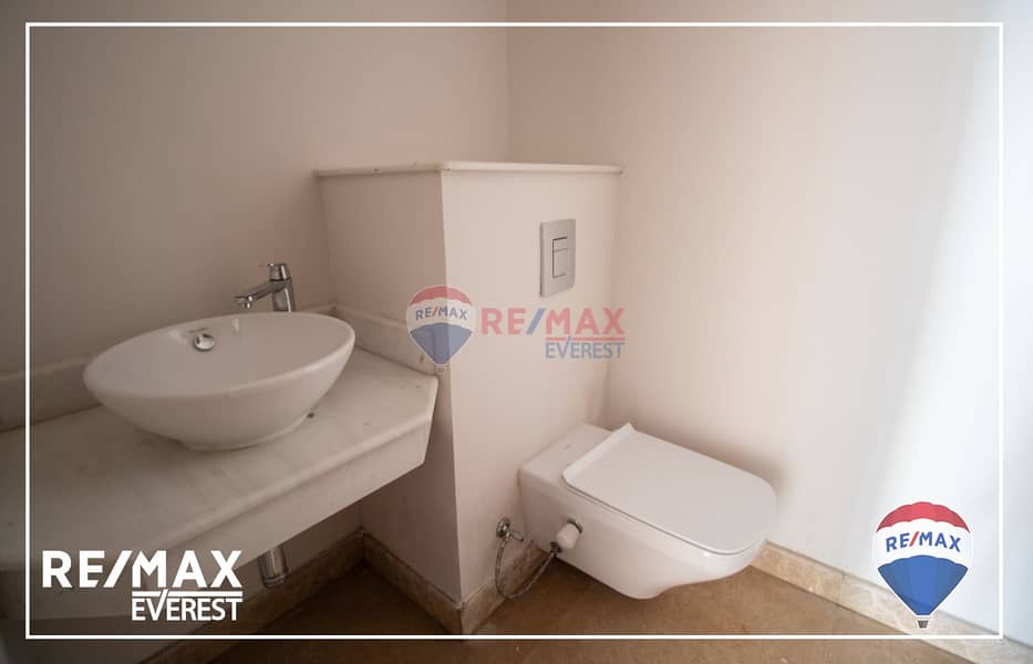 6 WhatsApp Image 2025-10-01 at 12.56. 37 PM (1). jpeg