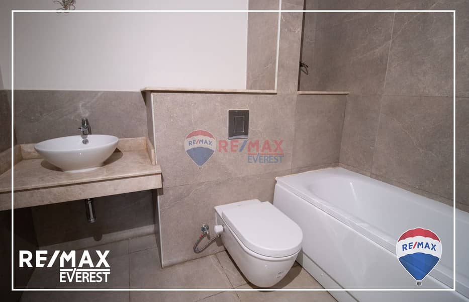 10 WhatsApp Image 2025-10-01 at 12.56. 38 PM. jpeg