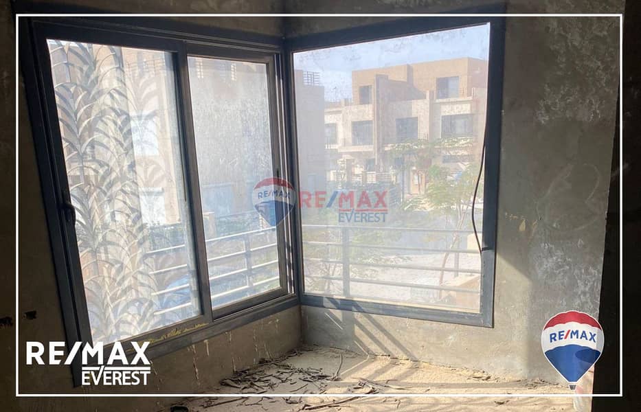 8 WhatsApp Image 2025-10-22 at 4.47. 19 PM (1). jpeg