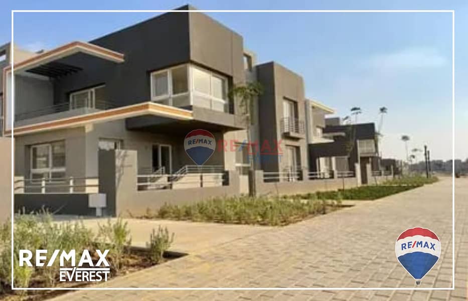 8 WhatsApp Image 2025-10-19 at 1.33. 55 PM (2). jpeg