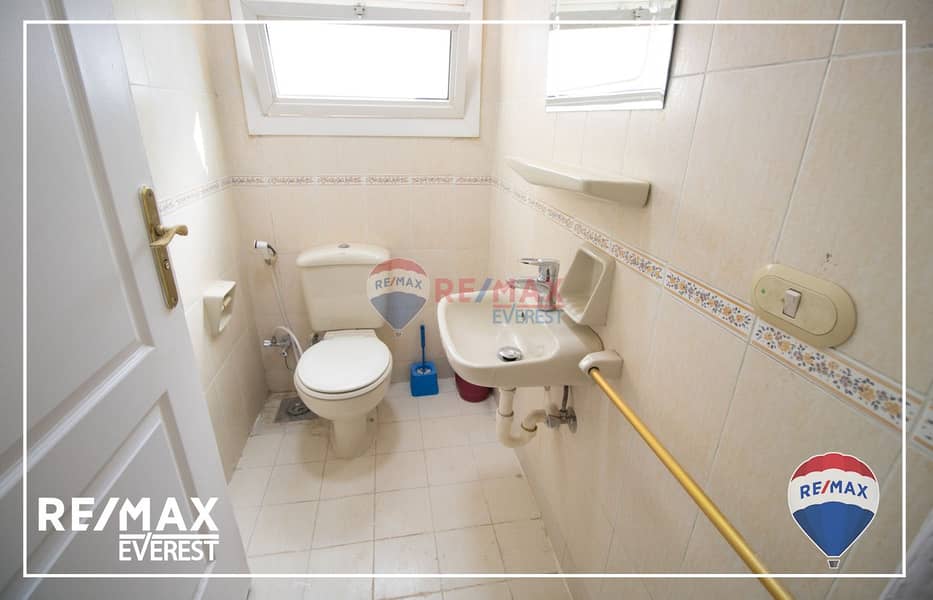 4 WhatsApp Image 2025-10-26 at 1.26. 39 PM (2). jpeg