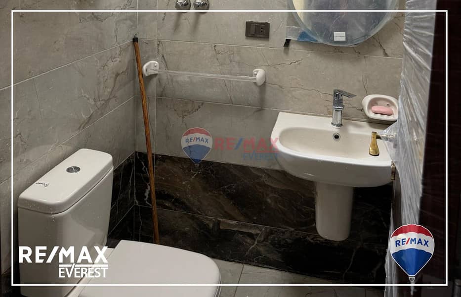 11 WhatsApp Image 2025-10-28 at 1.24. 55 PM. jpeg