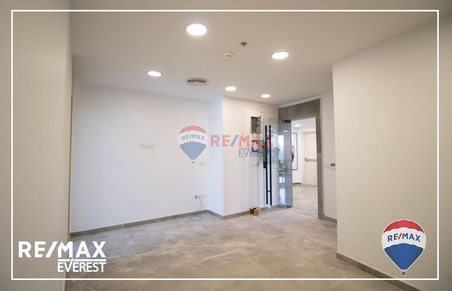 4 WhatsApp Image 2025-10-28 at 1.16. 14 PM (2). jpeg