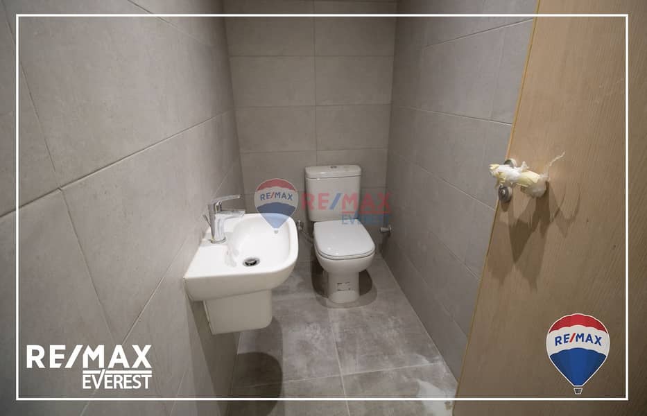 14 WhatsApp Image 2025-10-28 at 1.16. 13 PM. jpeg