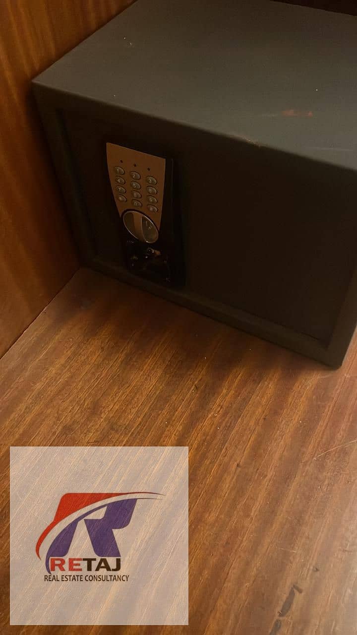 6 WhatsApp Image 2025-11-11 at 1.17. 22 PM (4). jpeg