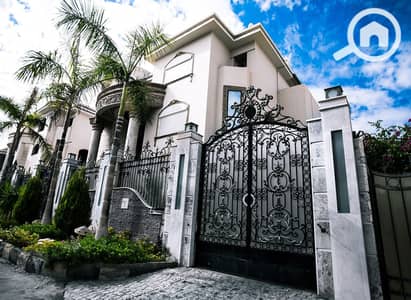 فیلا 5 غرف نوم للبيع في القاهرة الجديدة، القاهرة - WhatsApp Image 2025-11-10 at 1.04. 25 PM. jpeg