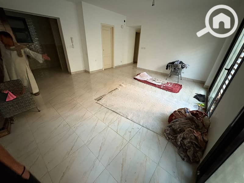 ccc187ff-f625-4042-bcc4-c1f0920fdccb. jpg