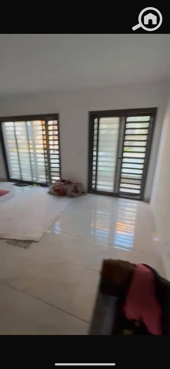 5 b464201b-ca34-4e1d-98fd-1cc571b74887. jpg