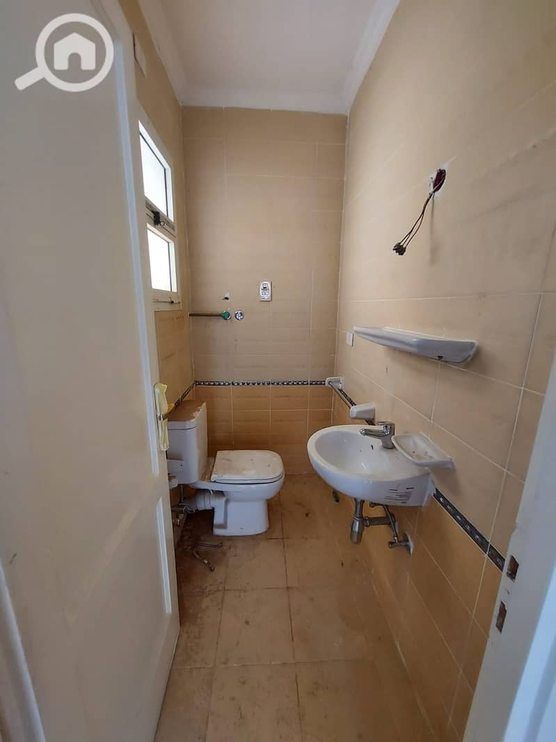 11 WhatsApp Image 2025-11-09 at 11.36. 41 PM (2). jpeg