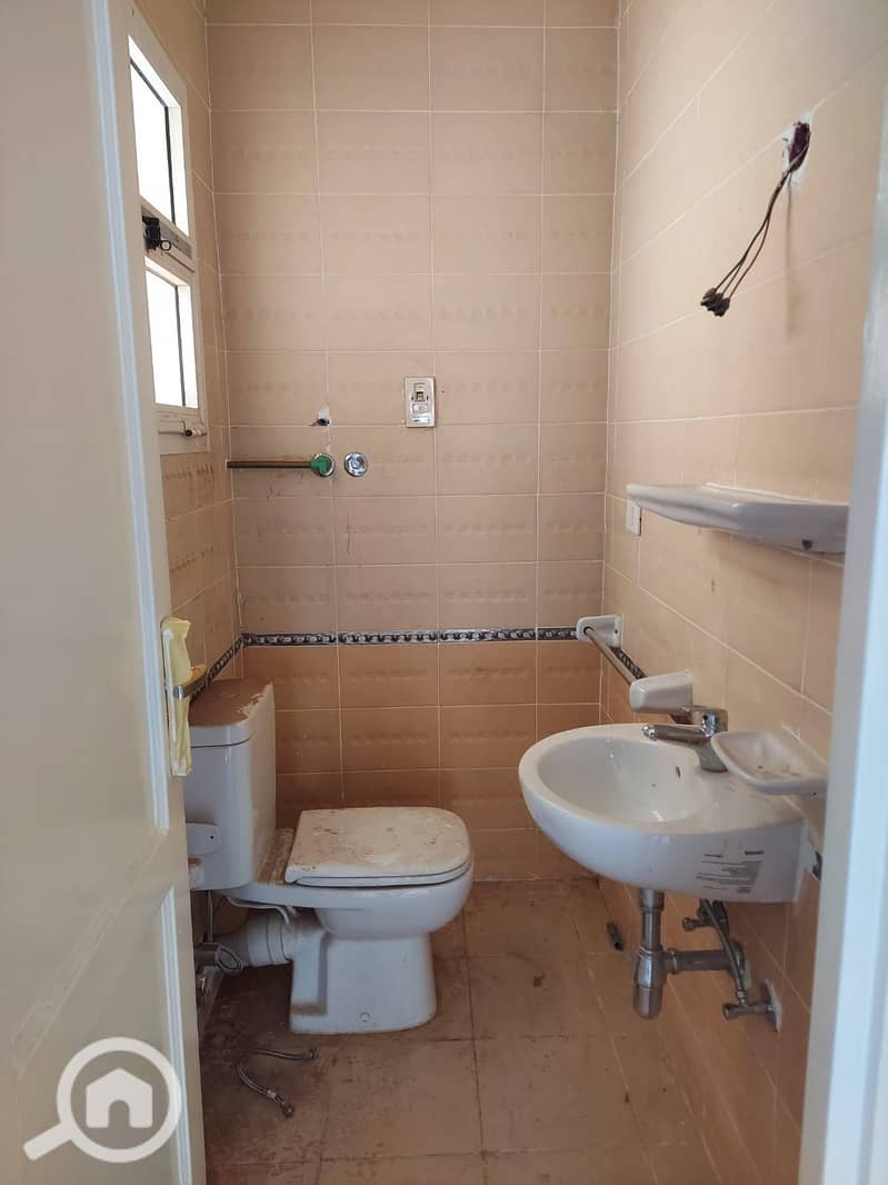 12 WhatsApp Image 2025-11-09 at 11.36. 41 PM (1). jpeg