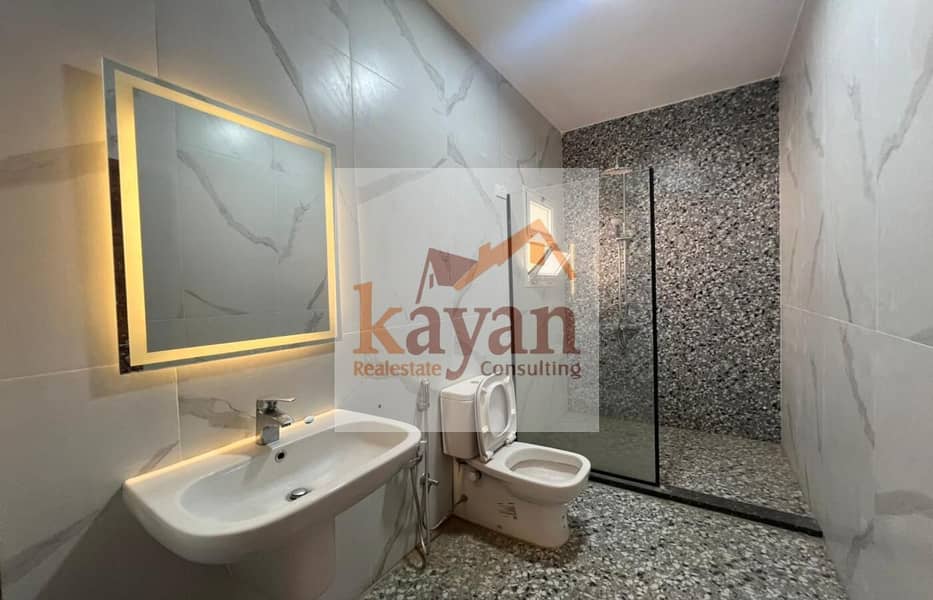 5 WhatsApp Image 2025-11-09 at 14.06. 20 (1). jpeg