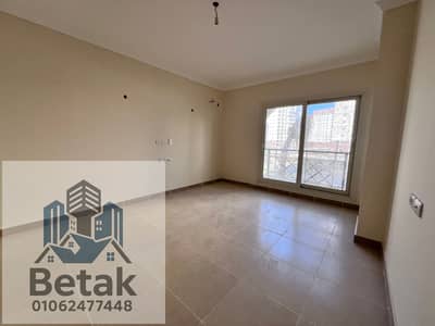 4 Bedroom Apartment for Rent in Moharam Bik, Alexandria - IMG_2385. jpeg