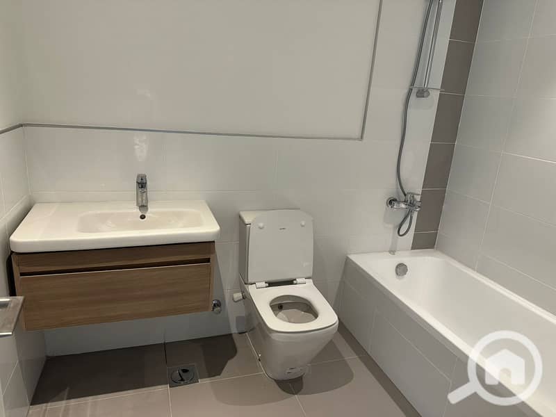 5 81efc146-dd65-488a-aef2-64eee6bbd14f. jpg