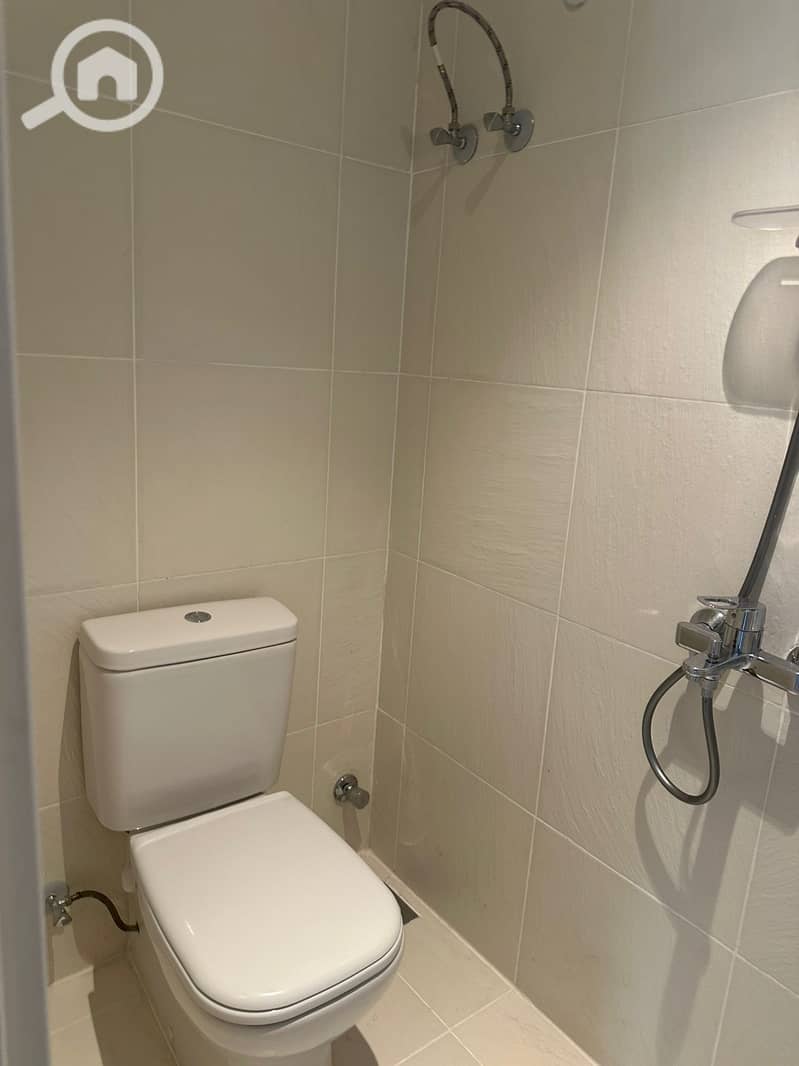 13 e2a16682-dba0-4576-9221-4002393dce45. jpg