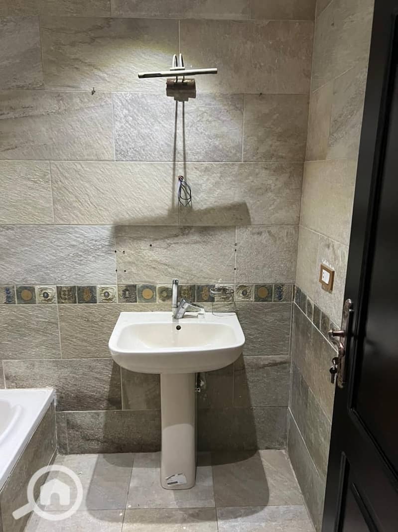 6 IMG-20251107-WA0506. jpg