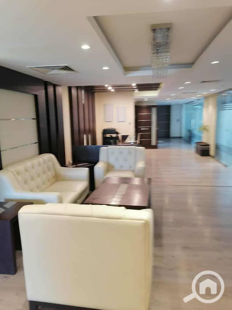 6 7b72d0fa-1aef-4688-812a-dec9fa5aa6fa. jpg