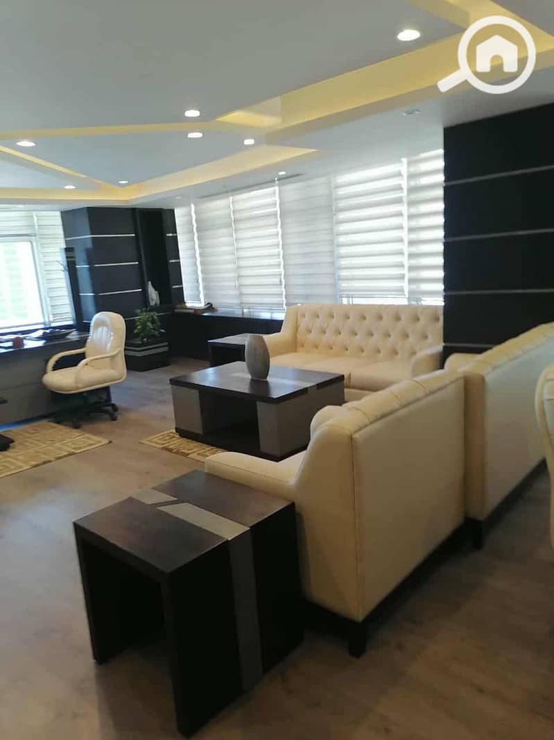 18 3920085e-02aa-445b-923c-53c075fc6952. jpg