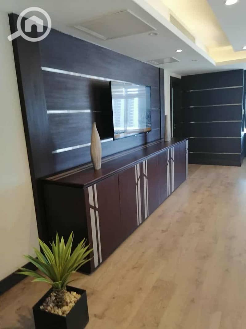 24 dd2e0ba8-b2ee-4994-a3de-206912e9364e. jpg