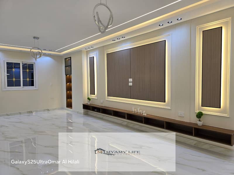 6 WhatsApp Image 2025-11-09 at 13.25. 57_bbce21b1. jpg