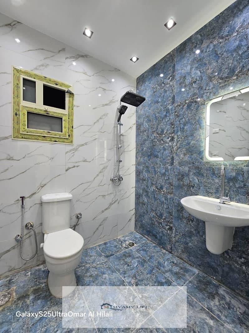 17 WhatsApp Image 2025-11-11 at 1.27. 23 PM (3). jpeg