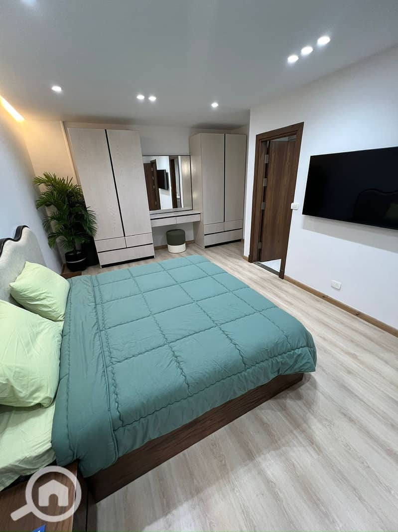 11 a78e0bd0-906d-45f5-b7aa-6525f3d2f9e9. jpeg