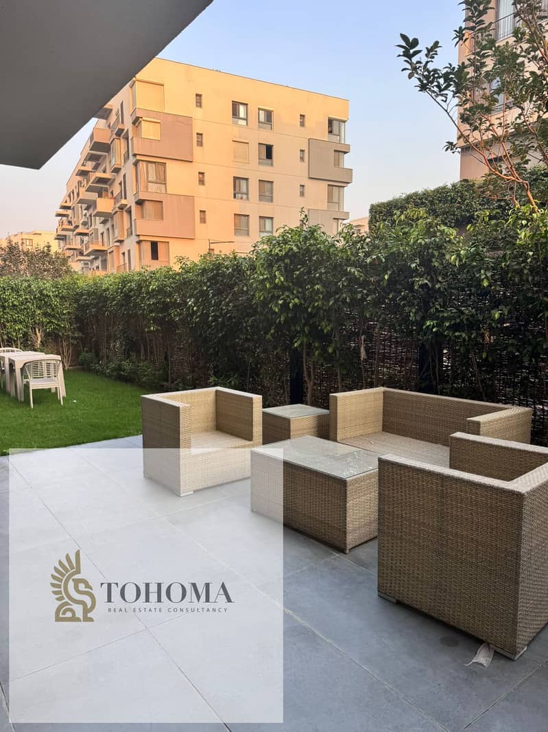 2 82300f3d-2a12-4485-a313-2c23e7404727. jpg