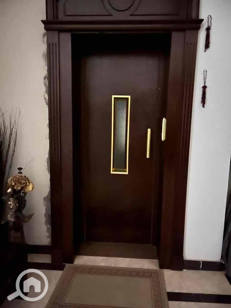 4 6ec141be-b005-44c7-aa9a-aec7f9ea0ce0. jpg