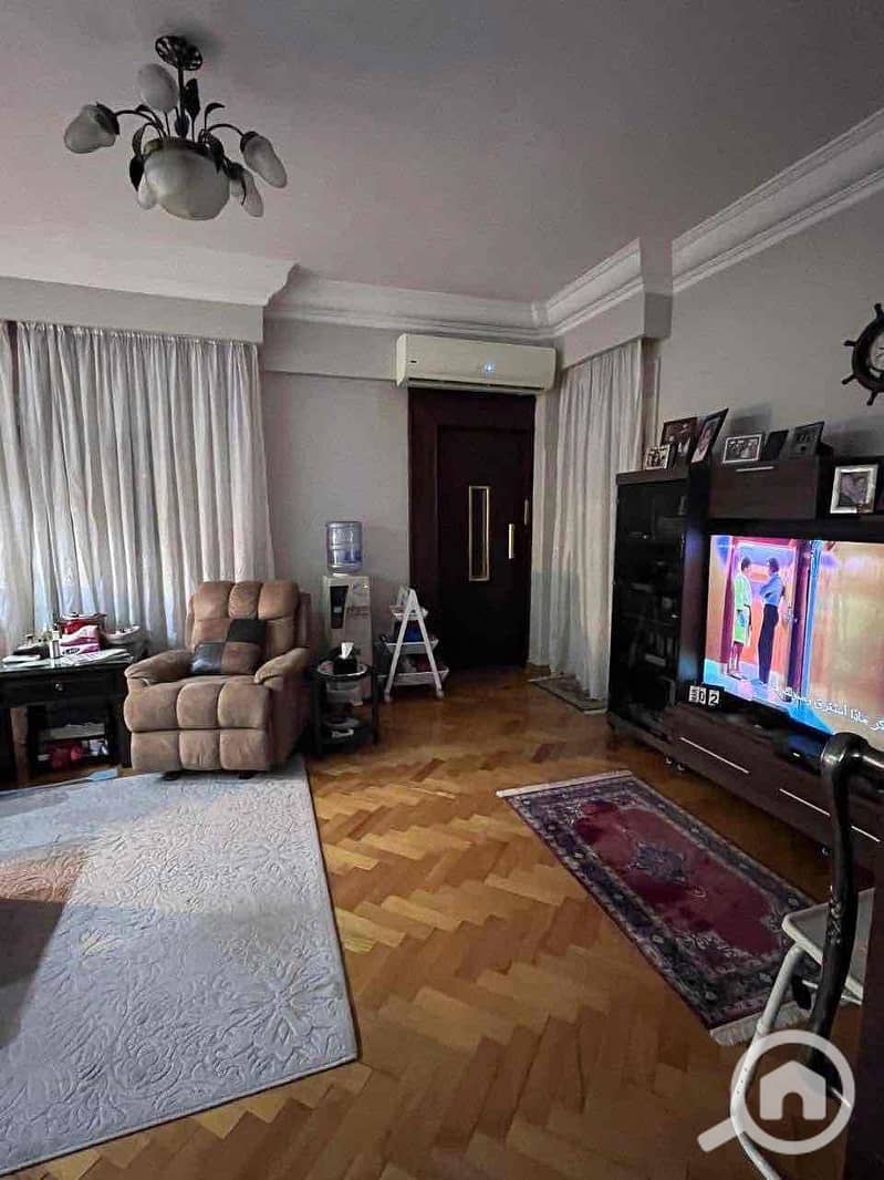 5 9212de3e-5fbc-44d5-bbf3-cdbf436285d4. jpg