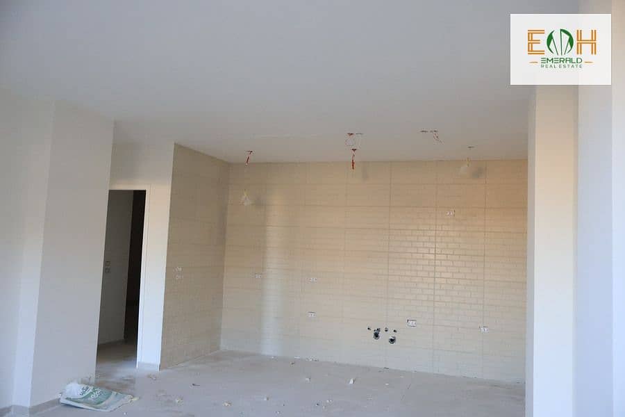 12 IMG_0524 - Copy. jpg