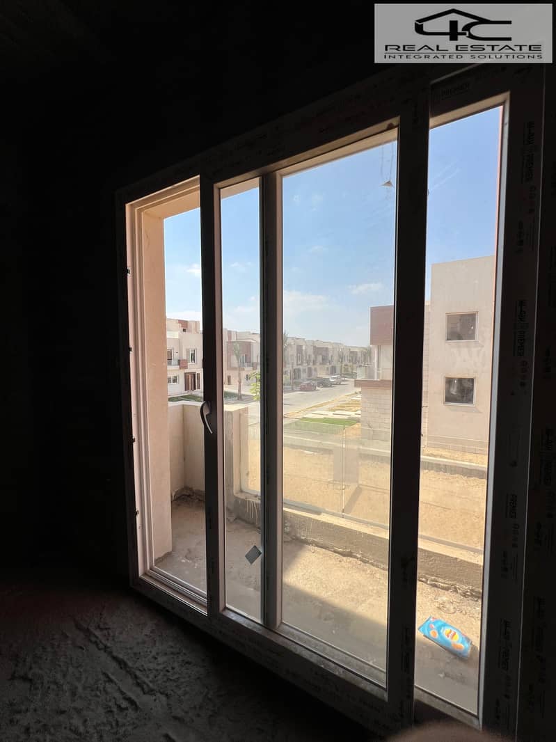 6 WhatsApp Image 2025-11-11 at 14.15. 59. jpeg