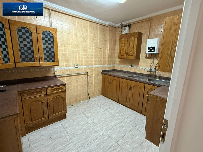 10 WhatsApp Image 2025-11-11 at 14.47. 46_ebb63b3a. jpg