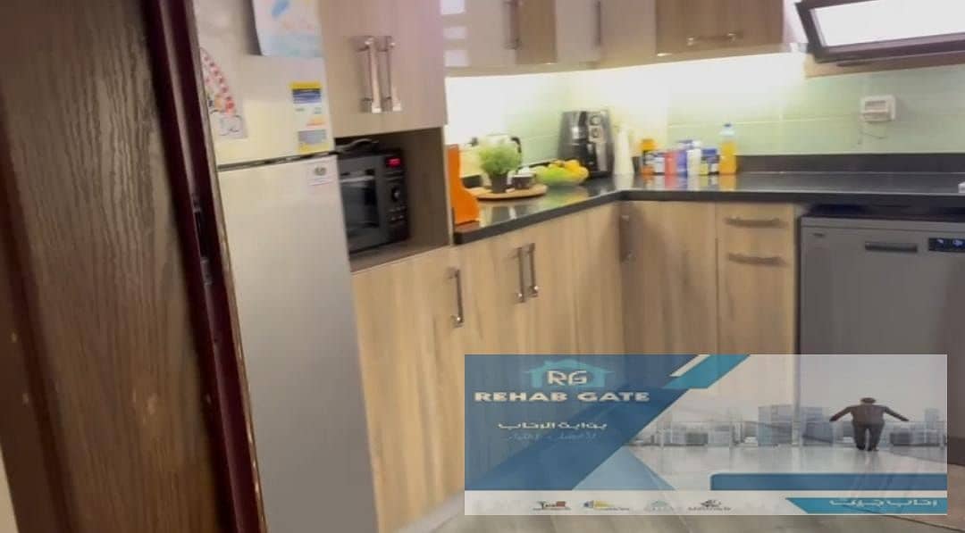 14 8fe35e20-8a8c-4cc5-afda-03e33b63df7e. jpg