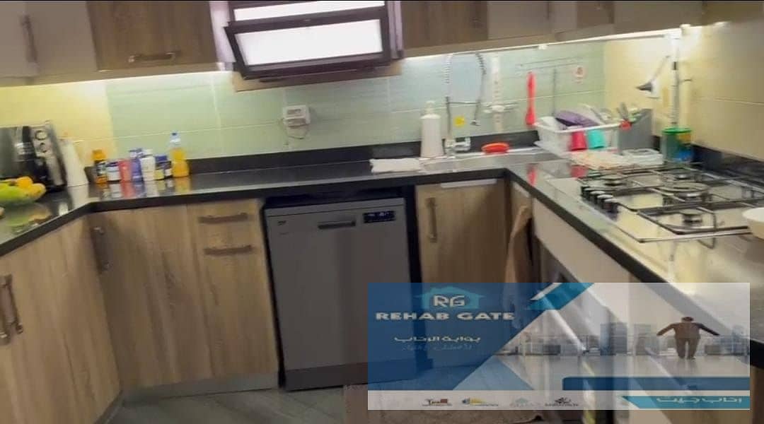 19 c207d461-e0f2-42c1-9355-8df168f55182. jpg