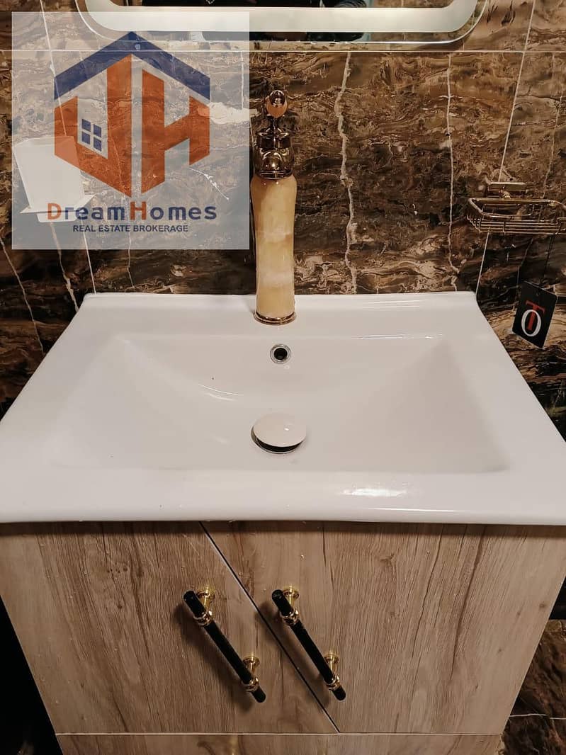 7 6af109a3-2c01-44bb-8b44-78c336498c54. jpg