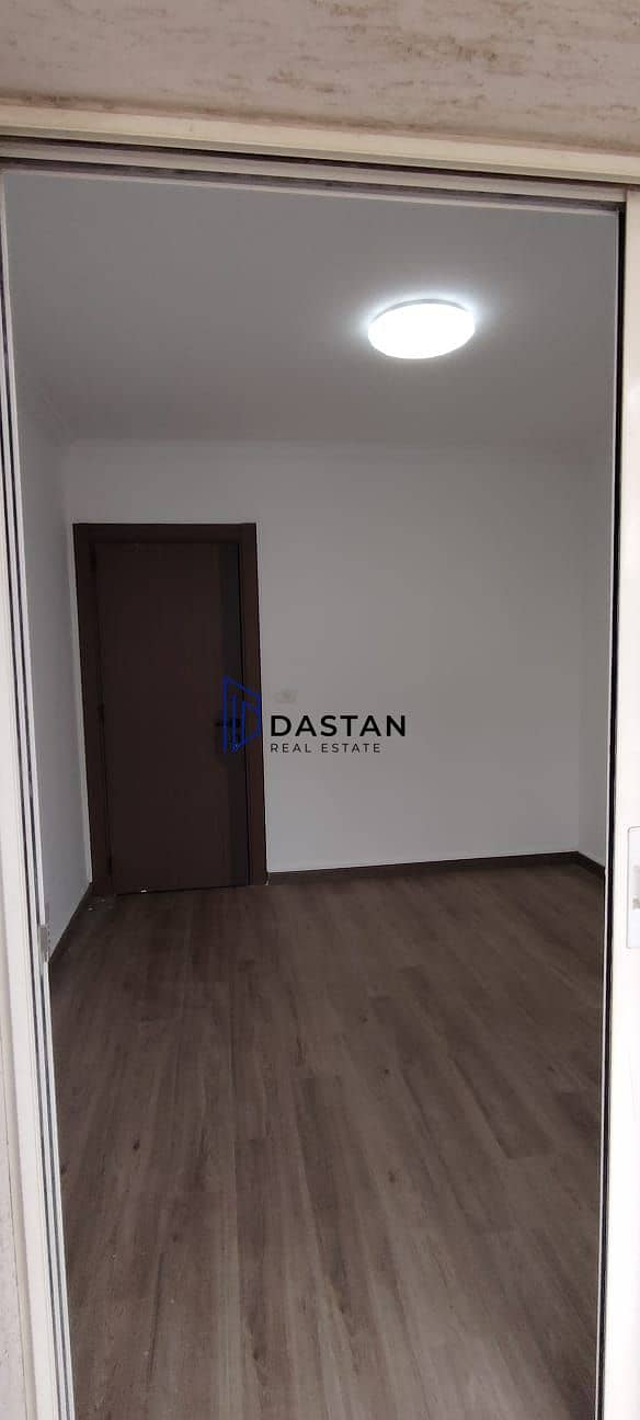 7 WhatsApp Image 2025-11-08 at 10.07. 52 PM. jpeg