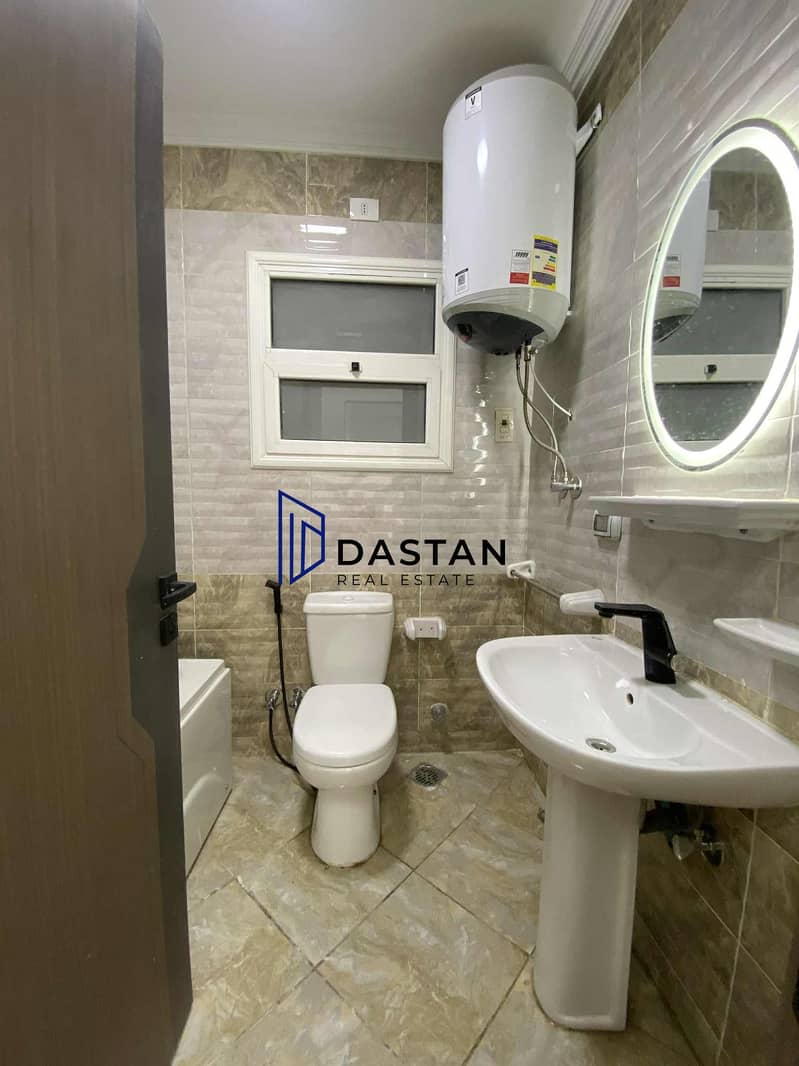 12 WhatsApp Image 2025-11-08 at 10.07. 52 PM (1). jpeg