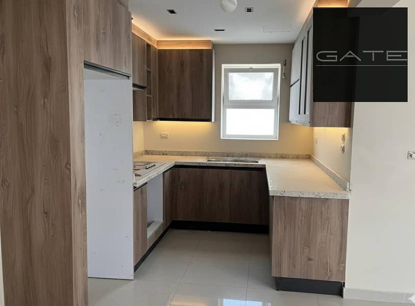 2 73fc9e18-9659-4183-beb5-41019cce5027. jpeg