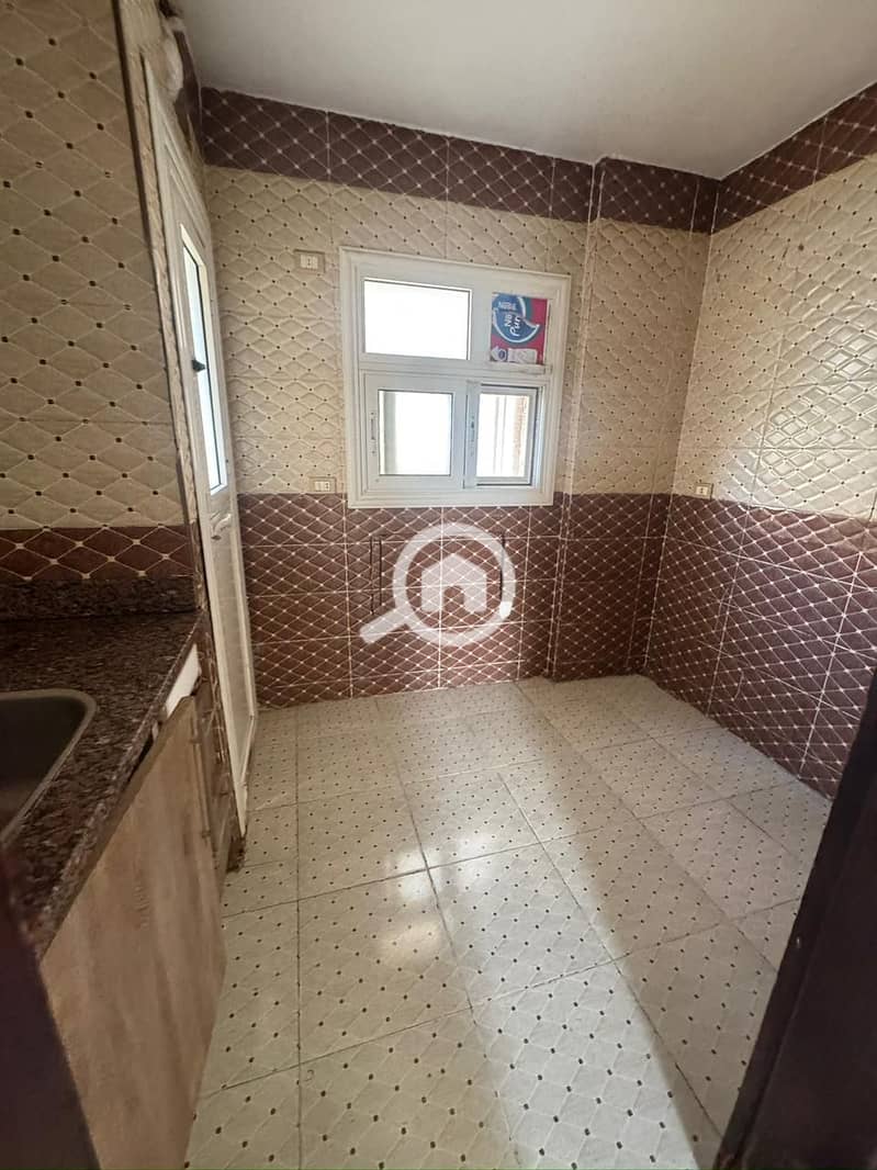 3 580214064_1141719468129856_14537578557742484_n. jpg