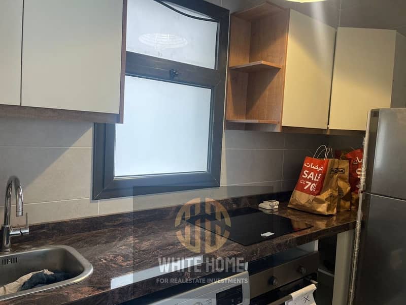 6 868d2d94-eff2-4d19-b6a6-9f8054419d74. jpeg