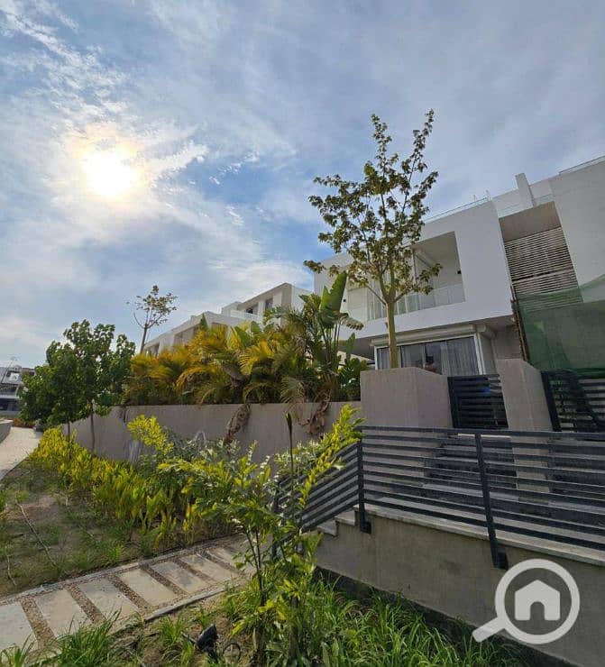 7 {E22144D6-77D0-489C-8204-8D13EA3793C5}. png