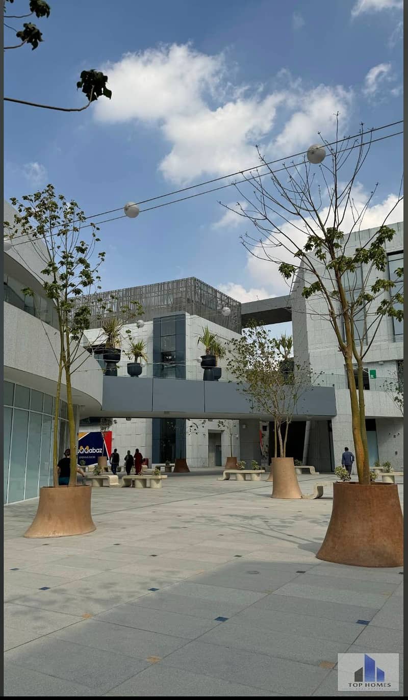 4 WhatsApp Image 2025-11-11 at 2.36. 49 PM (1). jpeg