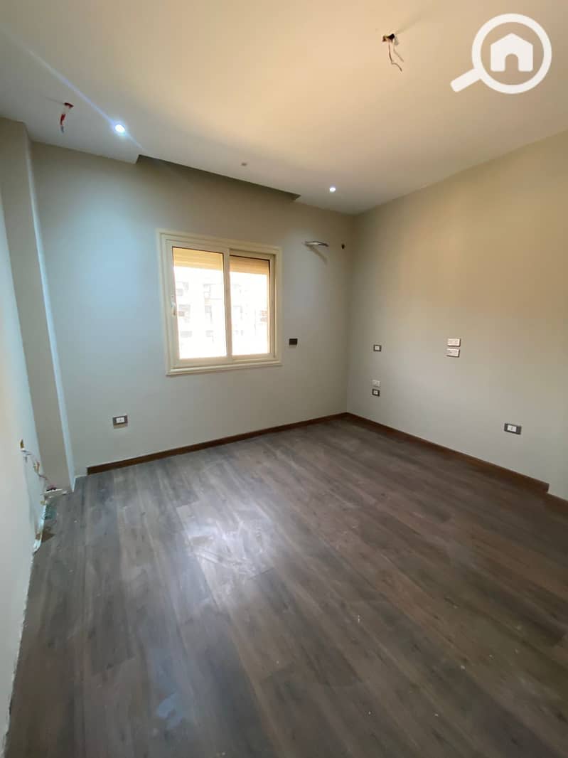 5 WhatsApp Image 2025-11-09 at 1.16. 54 AM (3). jpeg