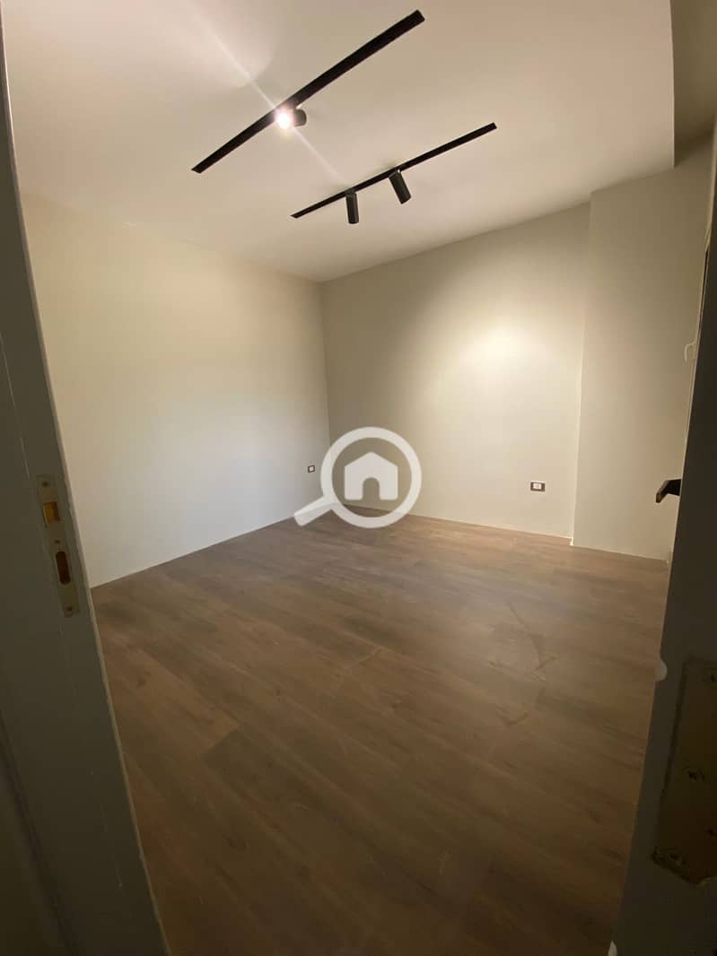 14 WhatsApp Image 2025-11-09 at 1.16. 54 AM. jpeg