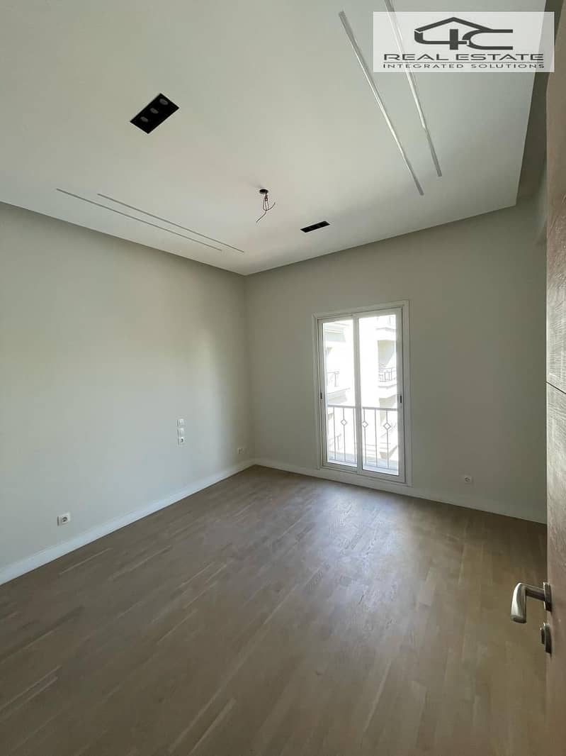 7 WhatsApp Image 2025-11-11 at 15.00. 59 (3). jpeg