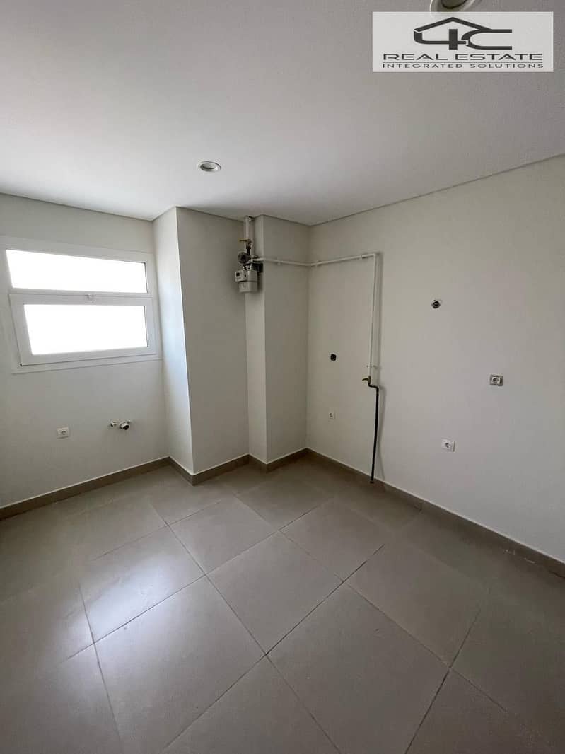 10 WhatsApp Image 2025-11-11 at 15.00. 58 (3). jpeg