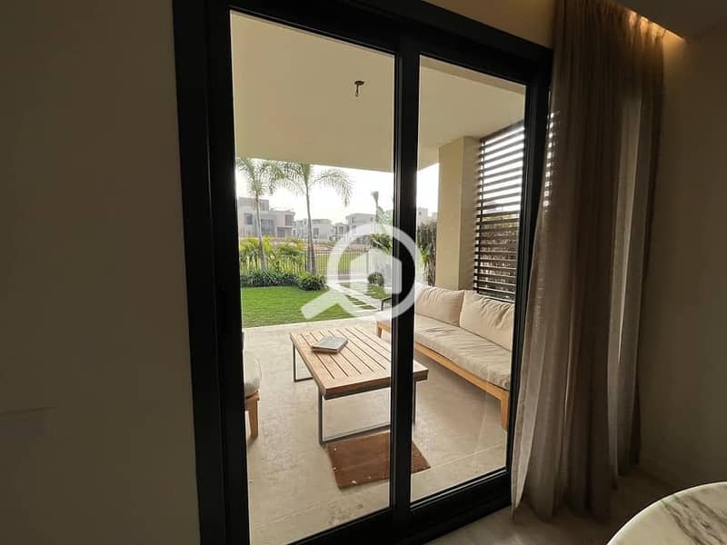 8 846b339e-132c-4689-8695-af51c661d894. jpg