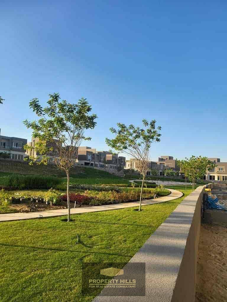 6 aa12c28b-3e0b-448f-8b76-edf357039c5f. jpg