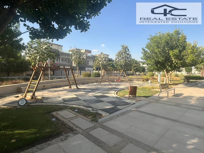 5 WhatsApp Image 2025-11-09 at 10.39. 29 PM. jpeg